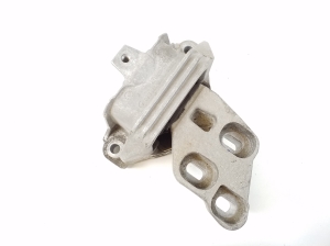 Mercedes Benz B-Class 246 (2011–2017) Engine mount A2462400617 - 3