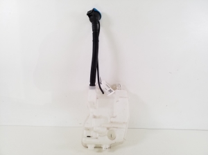 BMW X1 F48 (2015–2022) Front washer fluid reservoir 7331418 - 4