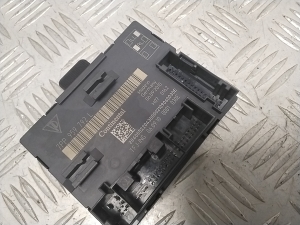 Porsche Cayenne (2010–2017) Front door control unit 7PP959792L - 2