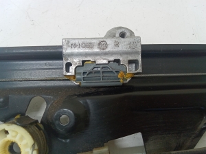 BMW 5 SERIES E61 (2004–2010) Rear side door window regulator 7034388 - 2