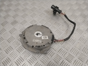  Moteur de ventilateur de refroidissement  - 7P0121203E 