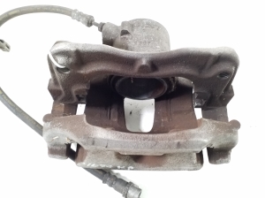 BMW X1 F48 (2015–2022) Front brake caliper 6860267 - 2