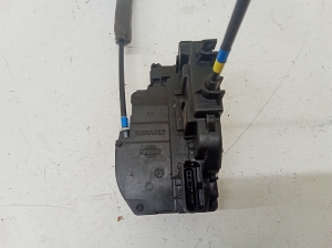 NISSAN Note E11 (2005–2014) Rear side door lock 24208078 - 3