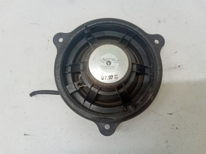 NISSAN Note E11 (2005–2014) Rear side door speaker 7606500454 - 3