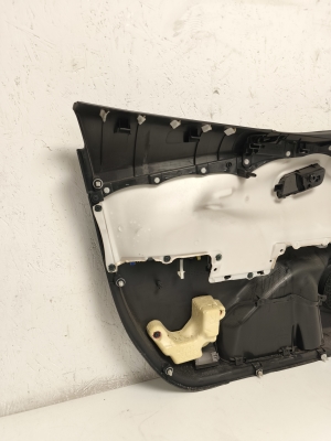 TOYOTA Prius W50 (2015–2020) Front door panel 67615X1B03 - 6
