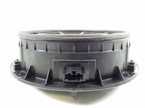 AUDI A4 B9 (2015–2026) Esiukse kõlar 8W0035415A - 2