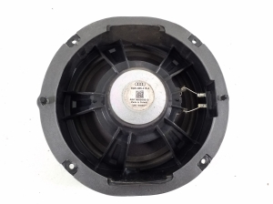AUDI A4 B9 (2015–2026) Esiukse kõlar 8W0035415A - 3