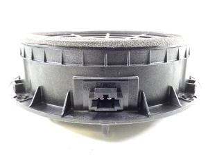 AUDI A4 B9 (2015–2026) Esiukse kõlar 8W0035415A - 2