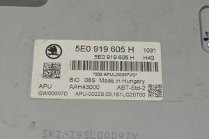Skoda Octavia III (2013–2019) Screen 5E0919605H - 4