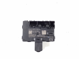   Boîtier de commande des portes arrière  - 8W0959395M 