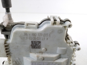AUDI A4 B9 (2015–2026) Rear side door lock 8X0839015E - 2