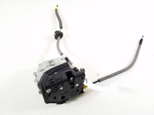 AUDI A4 B9 (2015–2026) Rear side door lock 8X0839015E - 3