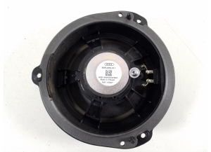 AUDI A4 B9 (2015–2026) Tagumise külgukse kõlar 8W5035411 - 3