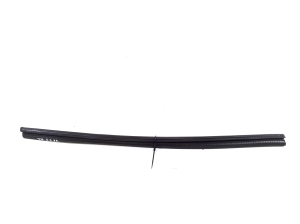 AUDI A4 B9 (2015–2026) Lèche-vitre intérieur de porte arrière 8W0839479 - 3