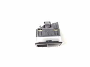 Mercedes Benz B-Class 246 (2011–2017) Front door glass switch A2049058102 - 2
