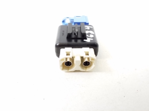 Mercedes Benz B-Class 246 (2011–2017) Antenna amplifier A2128204585 - 2