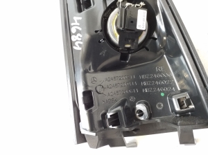 Mercedes Benz B-Class 246 (2011–2017) Esiukse muu osa A2467200211 - 3