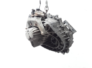 VOLVO XC60 (2008–2017) Gearbox M66 - 2