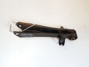 Rear axle link - 20250XA01A