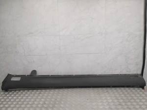 Bas de caisse (élément de carrosserie) - 7P5853553
