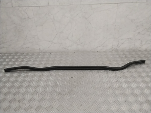   Hood seal  - 7P5823727 