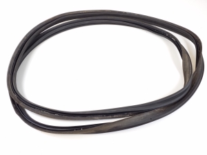  Trunk seal (on body)  - A2467400478 