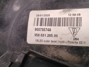 Porsche Cayenne (2010–2017) Other part of tail light 90073574A - 5