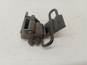 AUDI A4 B7 (2004–2008) Unteres Scharnier Tür hinten 8E0833412E - 3