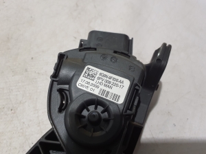 VOLVO XC60 (2008–2017) Gaspedal 8G9N9F836AA - 3