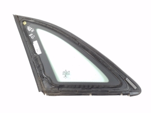 Mercedes Benz B-Class 246 (2011–2017) Rear quarter glass A2466708400 - 3
