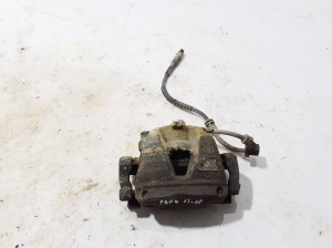 Front brake caliper - SU001A3125