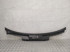 Porsche Cayenne (2010–2017) Vējstikla tīrītāju mehānisma apdare pie stikla 7P5819401B - 3