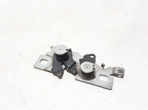 TOYOTA ProAce (2016–2026) Hood latch 9808870280 - 3