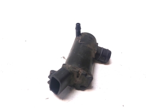 TOYOTA Avensis Verso M2 (2001–2009) Front windshield washer pump 8533033020 - 3