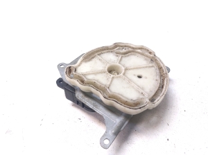 TOYOTA Corola Verso E12 (2001–2004) Salongi soojenduse klapi mootor 0637007440 - 3