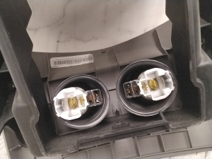 Porsche Cayenne (2010–2017) Sonstiges Teil der Mittelkonsole 7P5863239F - 2
