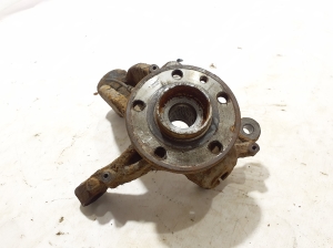 VOLVO XC60 (2008–2017) Front wheel hub 31451327 - 3