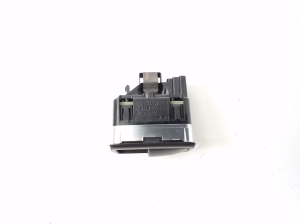 Mercedes Benz CLS-Class 218 (2011–2018) Trunk opening switch A2129056200 - 3