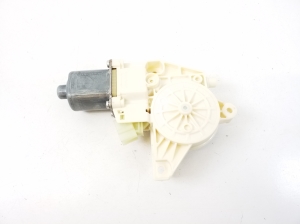 Mercedes Benz E-Class W212 (2009–2015) Hinterer Seitentür-Fensterhebermotor A2048200542