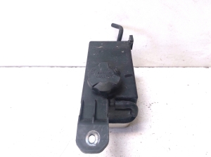 Hyundai Santa Fe (2006–2012) Coolant reservoir 2543028100 - 3