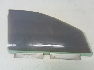 Priekšējo durvju stikls - 43R001582
