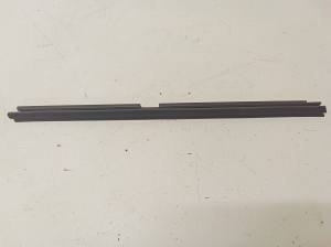 Rear side door inner window molding - 060707