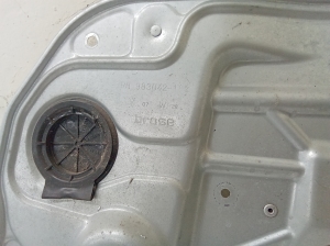 VOLVO XC70 (2007–2016) Rear side door window regulator 983042102 - 2