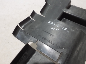 TOYOTA RAV 4 A5 (2019–2026) Luftleitblech für den Kühler 1659525110 - 4