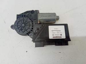Volkswagen Touareg I (2002–2010) Hinterer Seitentür-Fensterhebermotor 7L0959794 - 4