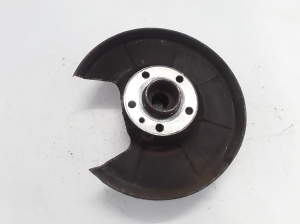  Rear hub 