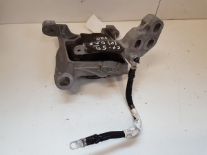 Mazda CX-5 (2017–2026) Engine mount KDRA39060 - 2