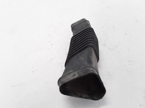  Air intake hose 