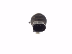 Mercedes Benz SLK-Class 172 (2011–2026) Front windshield washer pump A2218690121 - 3