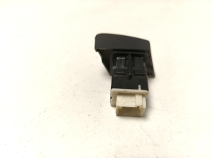 Citroen DS5 (2011–2019) Trunk opening switch 96666530ZD - 4